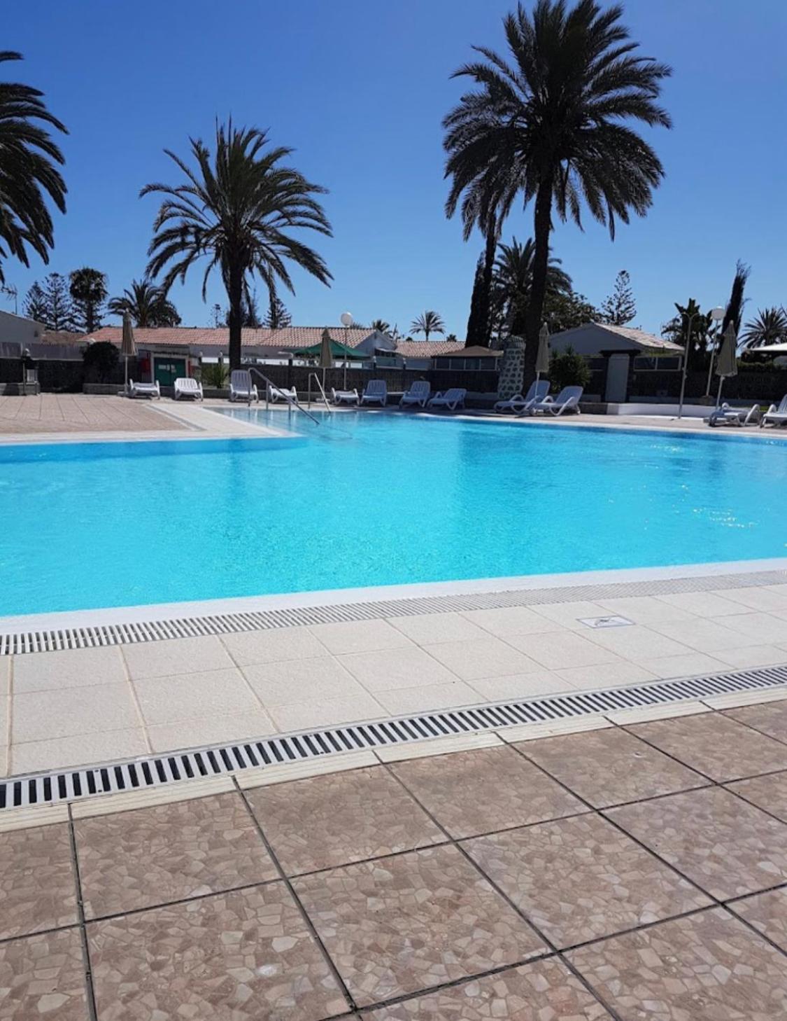 Buzzstays: 1-Bed Bungalow, Garden, Near Yumbo & Beach Maspalomas  Exterior photo