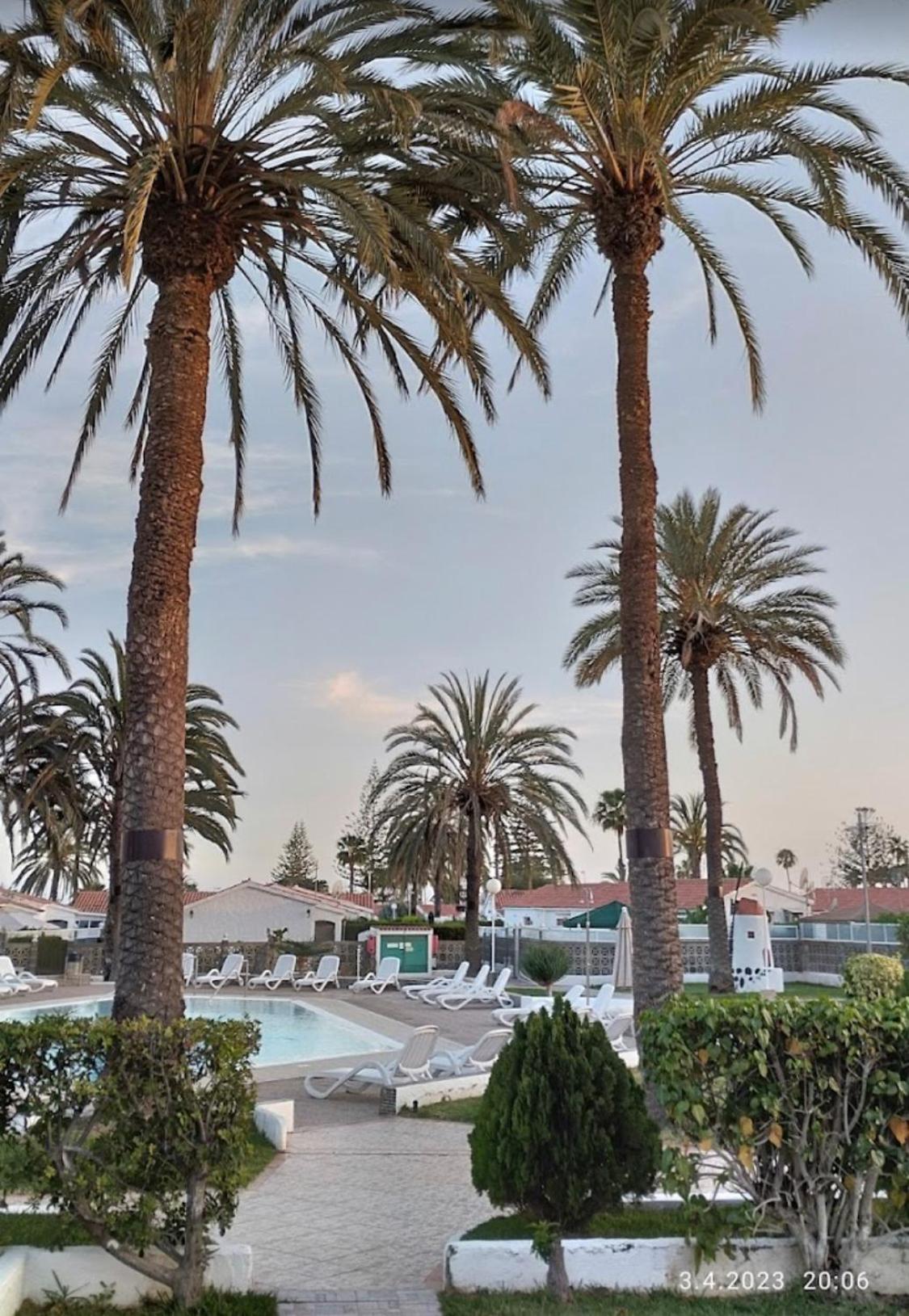 Buzzstays: 1-Bed Bungalow, Garden, Near Yumbo & Beach Maspalomas  Exterior photo